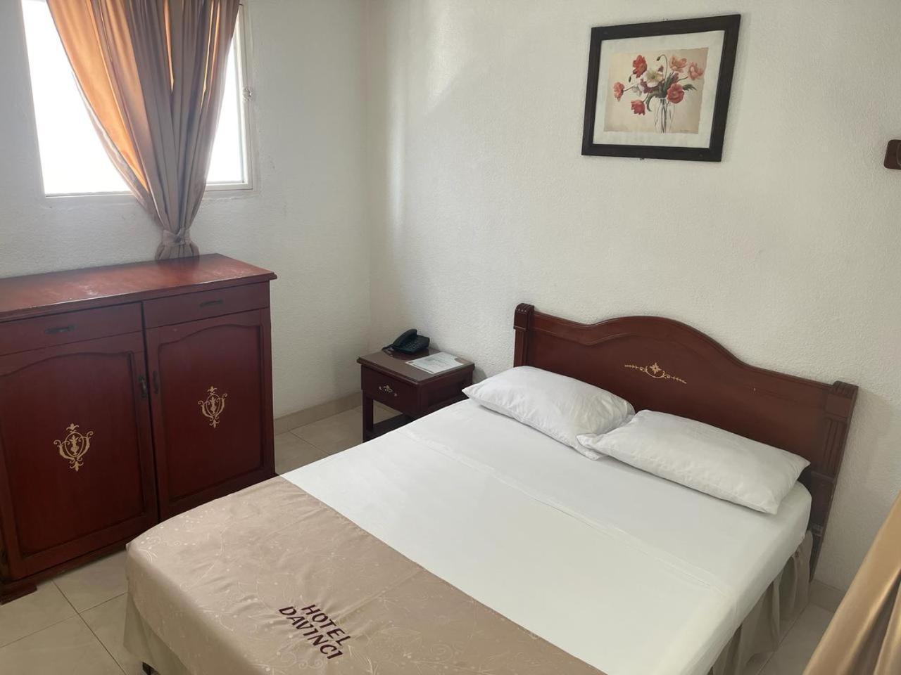 Hotel Davinci Calarcá Eksteriør bilde